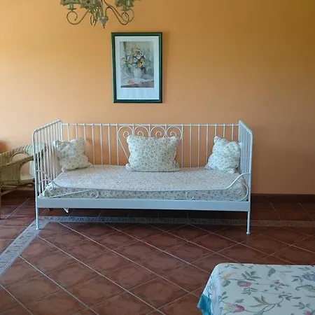 De Langre Pensión 3*